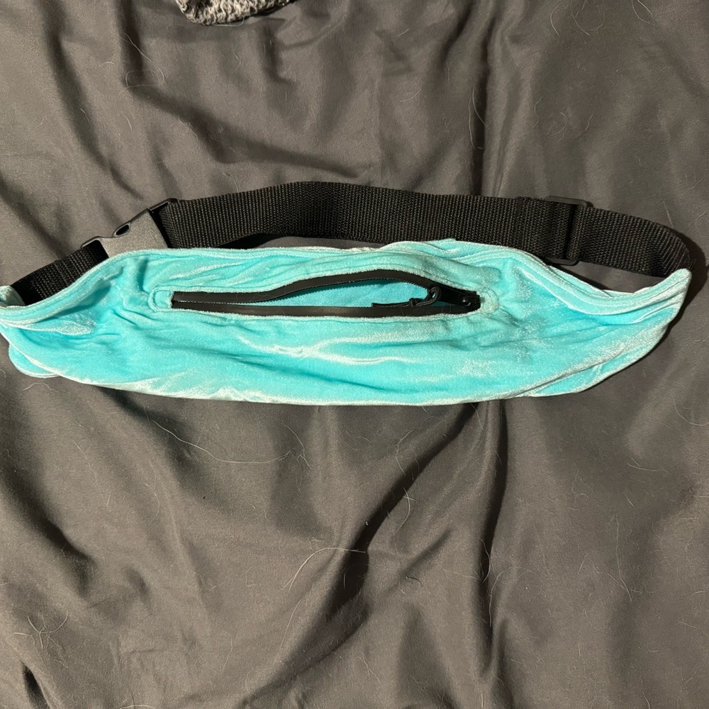 Triangl Fanny Pack